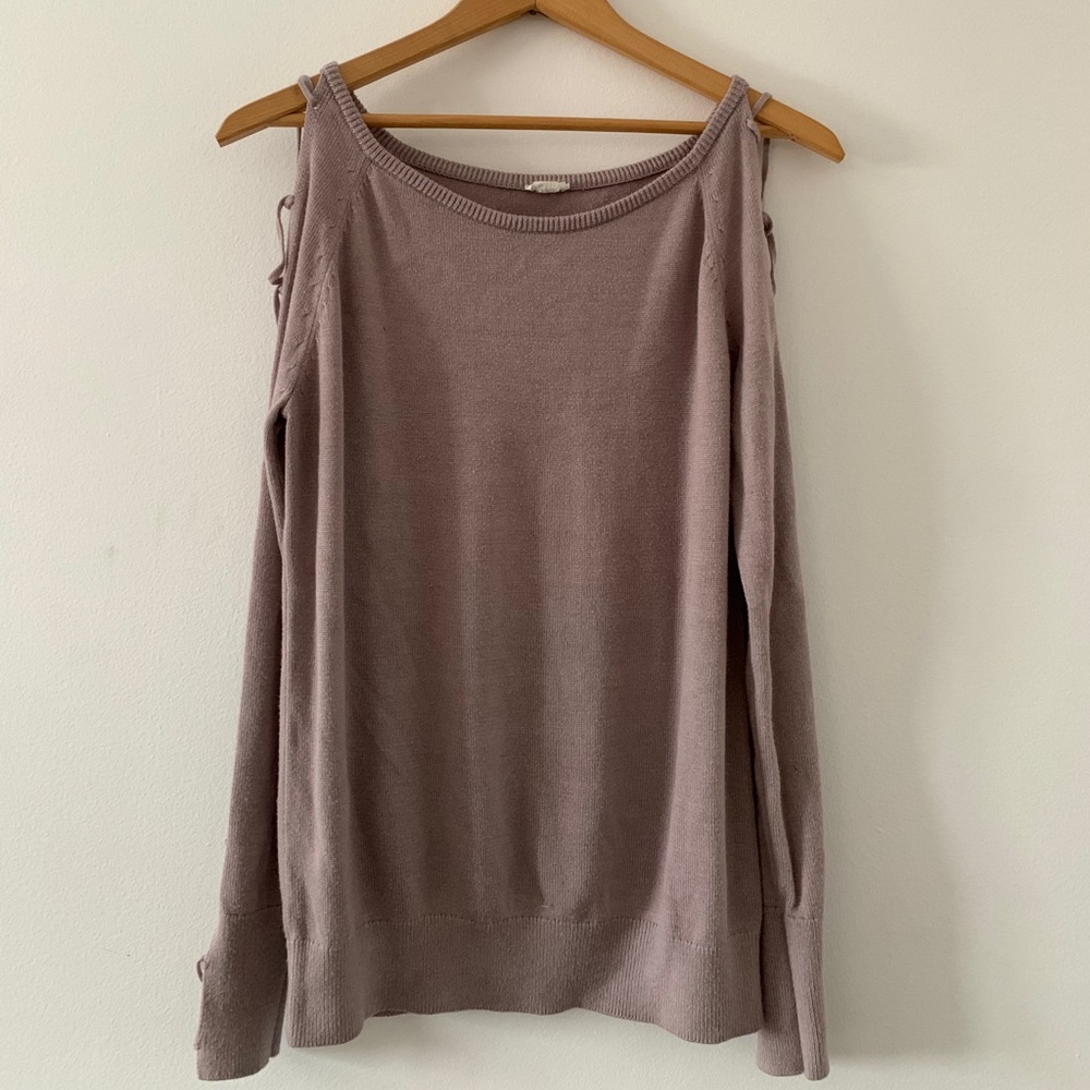 Garage long sleeve shirt/sweater size XS (lilac)